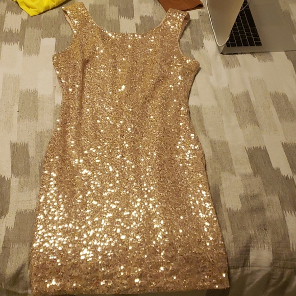 Gold Sequin dress - Picture 1 of 2